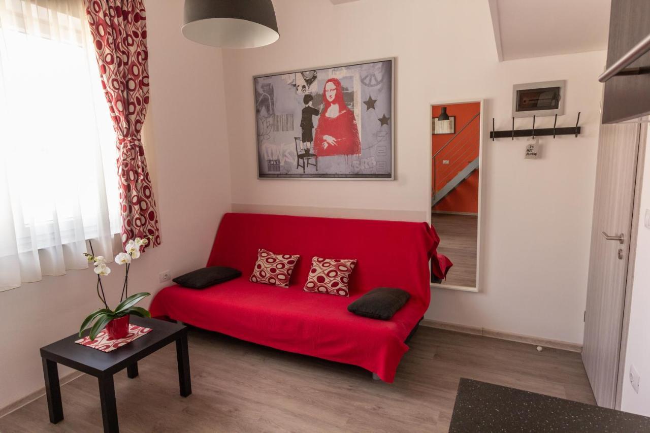 Downtown Apartments Pula Dış mekan fotoğraf