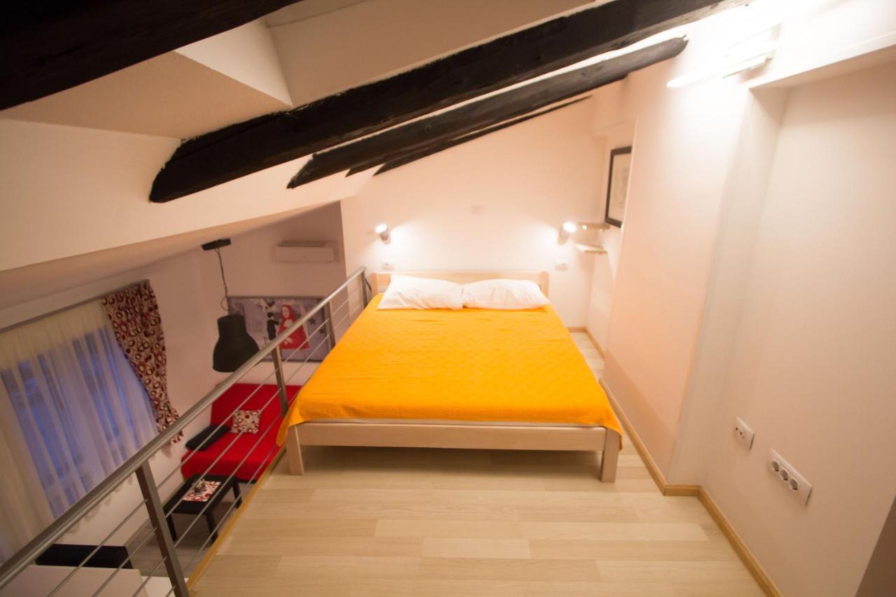 Downtown Apartments Pula Dış mekan fotoğraf