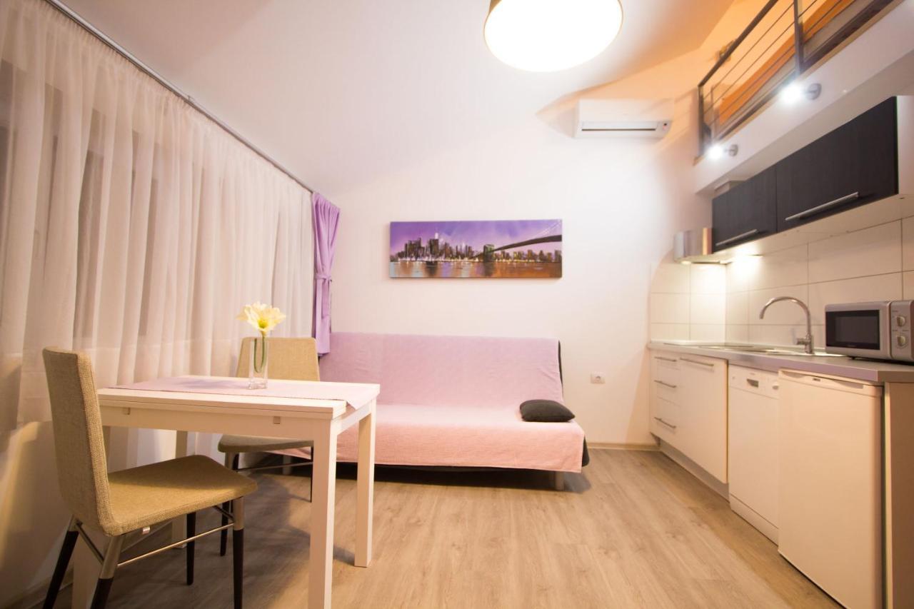 Downtown Apartments Pula Dış mekan fotoğraf