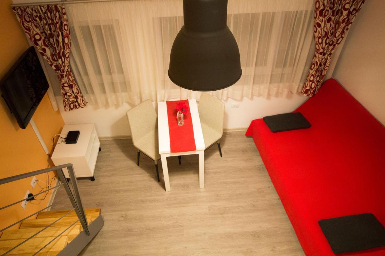 Downtown Apartments Pula Dış mekan fotoğraf