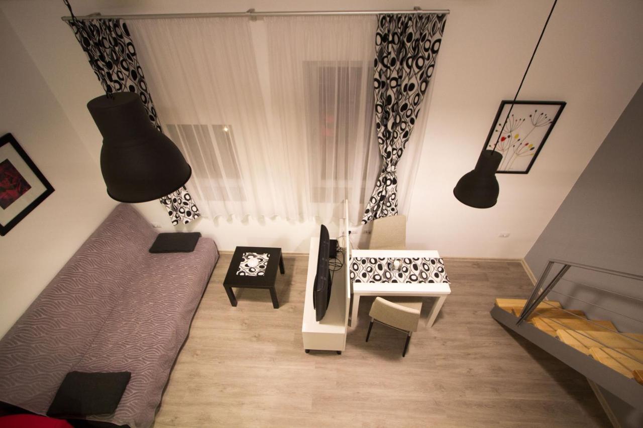 Downtown Apartments Pula Dış mekan fotoğraf